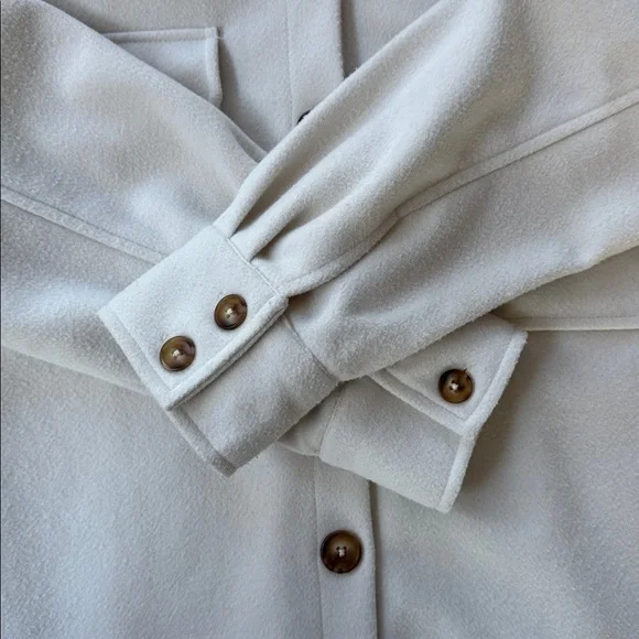 NEW Oversized Shacket - Picture 5 of 9